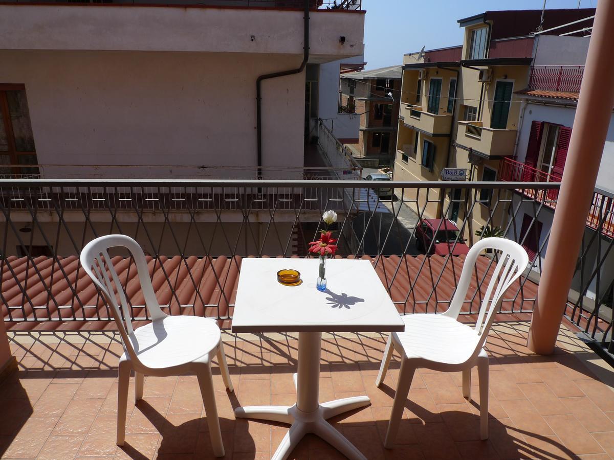 B&B Il Nido Санта-Доменика Экстерьер фото